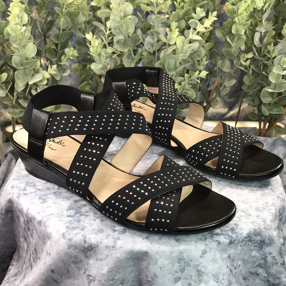 Life Stride Yara Black Strappy Embellished 1.5” Wedge Heels WMS 8.5M🖤Like NEW🖤 - Picture 13 of 13